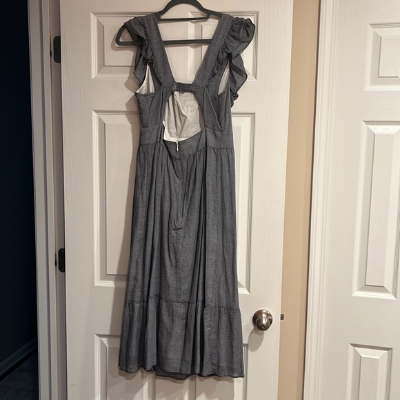 Loft Maxi Dress - Picture 7 of 10